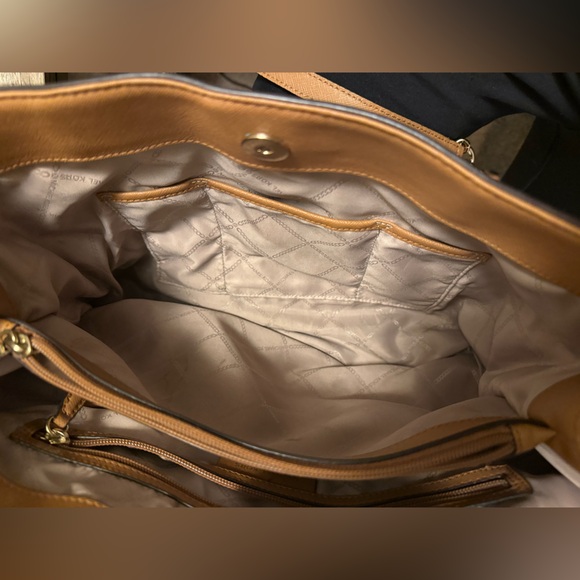 Michael Kors Brown Teagan Large Logo Shoulder Bag with Gold Accents - Picture 7 of 9